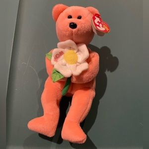 NWT BEANIE BABY- Dearly Bear, kept in collectible case